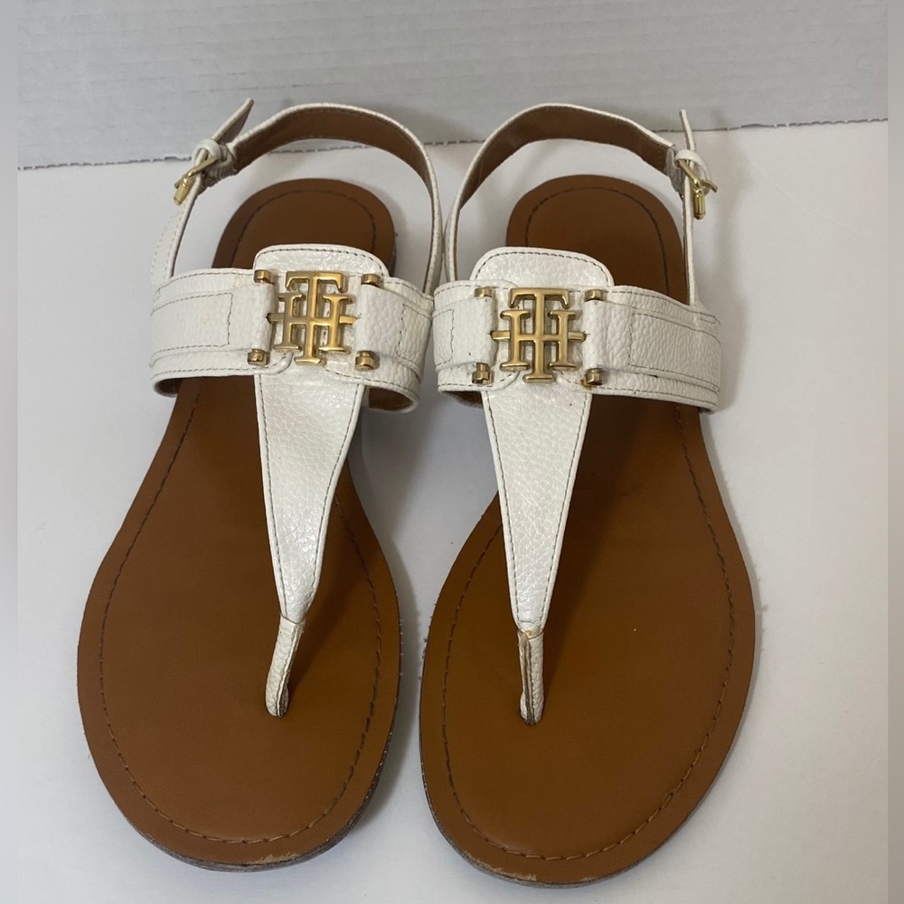 Tommy Hilfiger Pre-Owned Women’s White Thong
Sandals Size 10